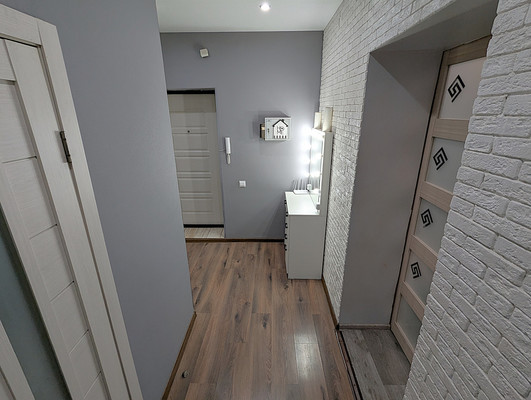 Продам однокомнатную (1-комн.) квартиру, Колхозная ул, 55к4, Услонь д