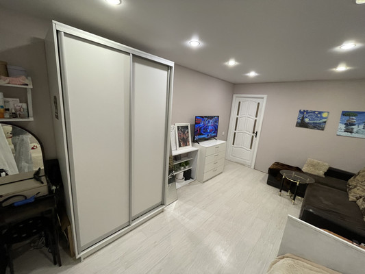 Продам трехкомнатную (3-комн.) квартиру, Эшкинина ул, 22, Йошкар-Ола г