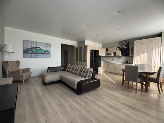 Продам трехкомнатную (3-комн.) квартиру, Кальная ул, 5, Рязань г