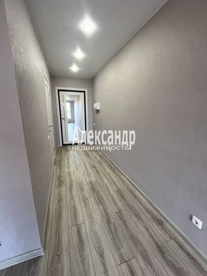 Продам однокомнатную (1-комн.) квартиру, Шоссе в Лаврики ул, 67, Мурино п