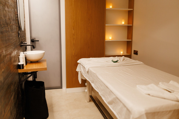 Продам салон красоты 175,9 м2, Анохина (Центр р-н) ул, 24, Петрозаводск г