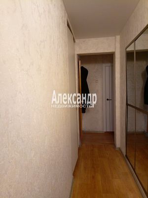 Продам трехкомнатную (3-комн.) квартиру, Таллинская ул, 15, Санкт-Петербург г