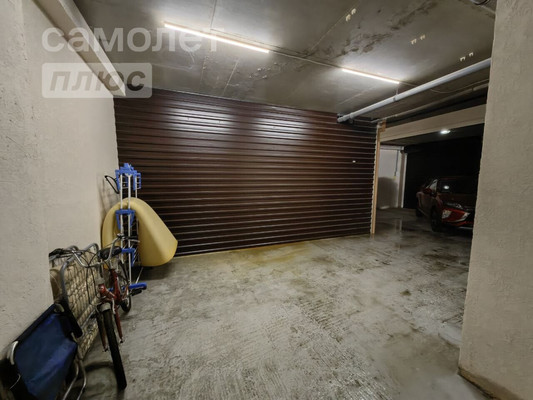 Продам машиноместо 28,9 м2, Крымская ул, 19В, Геленджик г