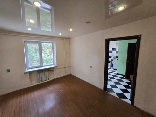 Продам двухкомнатную (2-комн.) квартиру, Куйбышева ул, 1б, Геленджик г