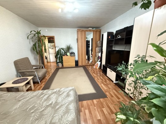Продам однокомнатную (1-комн.) квартиру, Большая Очаковская ул, 12к5, Москва г
