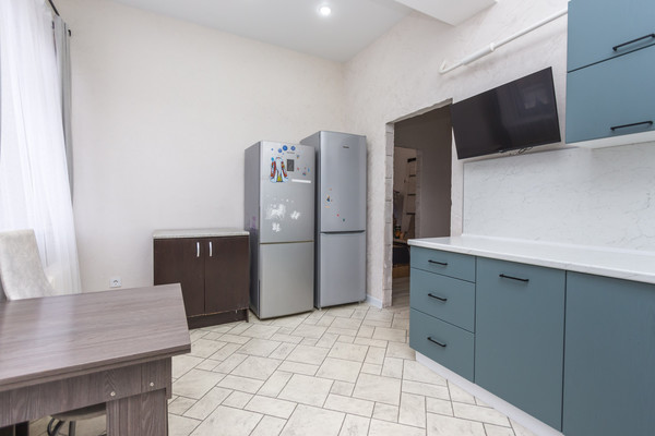 Продам трехкомнатную (3-комн.) квартиру, Кольцевая ул, 36, Уфа г