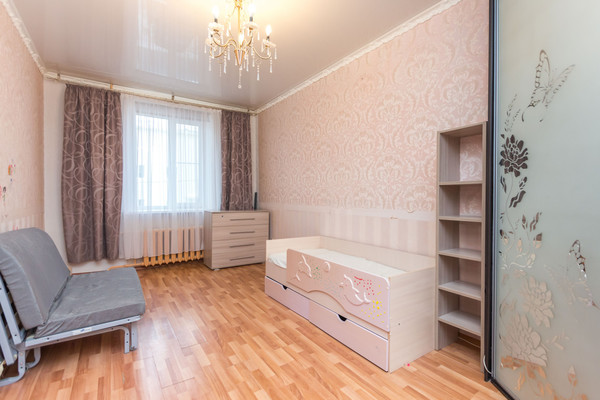 Продам трехкомнатную (3-комн.) квартиру, Кольцевая ул, 36, Уфа г