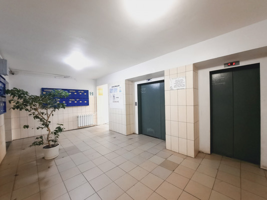 Продам трехкомнатную (3-комн.) квартиру, Парковая ул, 9, Уфа г