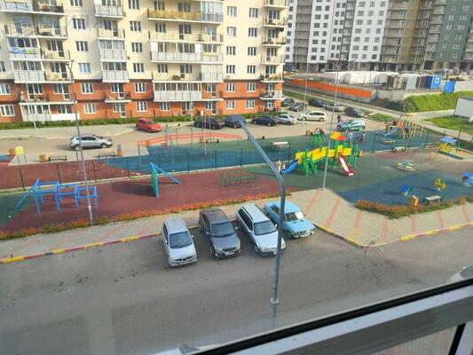 Сдам однокомнатную (1-комн.) квартиру, Норильская ул, 52, Красноярск г