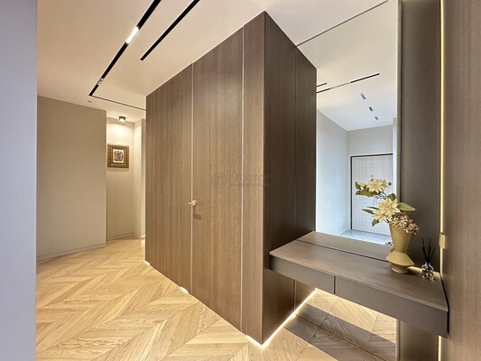 Продам трехкомнатную (3-комн.) квартиру, Шелепихинская наб, 34к2, Москва г