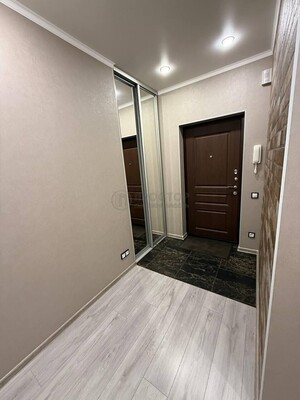 Продам однокомнатную (1-комн.) квартиру, Краснобогатырская ул, 7, Москва г