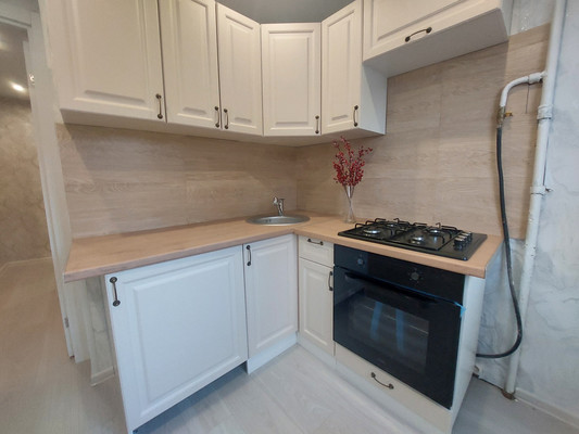 Продам двухкомнатную (2-комн.) квартиру, Стройкова ул, 65, Рязань г