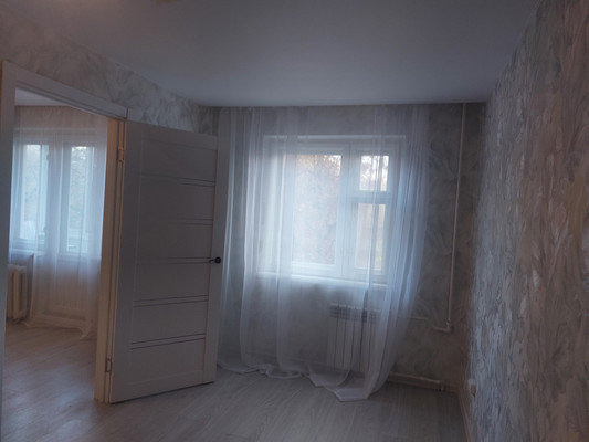 Продам двухкомнатную (2-комн.) квартиру, Стройкова ул, 65, Рязань г