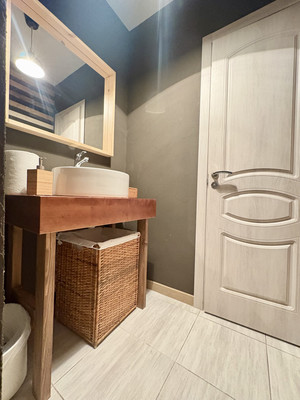 Продам коммерческое помещение 127 м2, Елизаветинская ул, 4, Калининград г