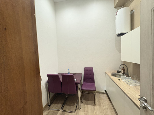 Продам коммерческое помещение 127 м2, Елизаветинская ул, 4, Калининград г