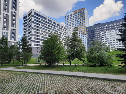 Продам двухкомнатную (2-комн.) квартиру, Пархоменко ул, 156кВ, Уфа г