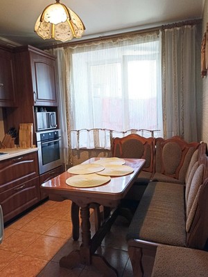Продам трехкомнатную (3-комн.) квартиру, Гагарина ул, 21, Приволжский рп