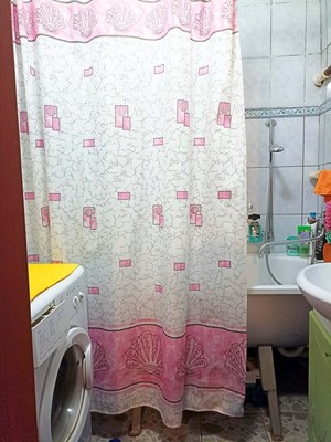 Продам трехкомнатную (3-комн.) квартиру, Гагарина ул, 21, Приволжский рп