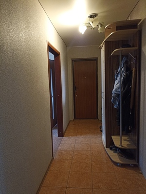 Продам трехкомнатную (3-комн.) квартиру, Гагарина ул, 21, Приволжский рп