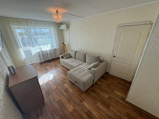 Продам трехкомнатную (3-комн.) квартиру, Красноармейская ул, 14к3, Комсомольск-на-Амуре г