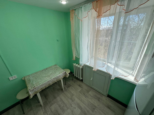 Продам трехкомнатную (3-комн.) квартиру, Красноармейская ул, 14к3, Комсомольск-на-Амуре г
