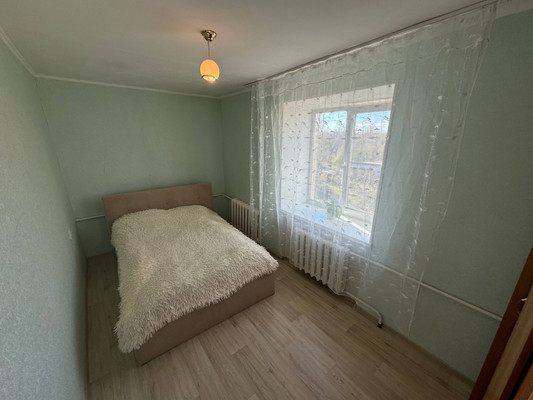 Продам трехкомнатную (3-комн.) квартиру, Красноармейская ул, 14к3, Комсомольск-на-Амуре г