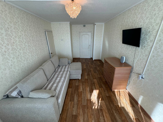 Продам трехкомнатную (3-комн.) квартиру, Красноармейская ул, 14к3, Комсомольск-на-Амуре г