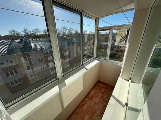 Продам трехкомнатную (3-комн.) квартиру, Красноармейская ул, 14к3, Комсомольск-на-Амуре г