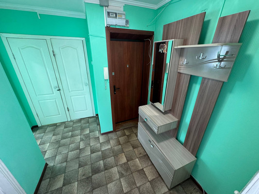 Продам трехкомнатную (3-комн.) квартиру, Красноармейская ул, 14к3, Комсомольск-на-Амуре г