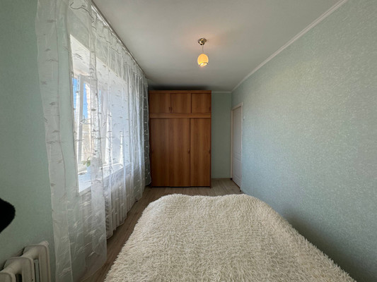 Продам трехкомнатную (3-комн.) квартиру, Красноармейская ул, 14к3, Комсомольск-на-Амуре г