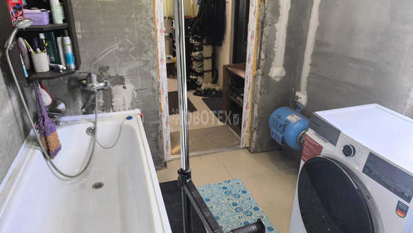 Продам дом, Красноармейская ул, 100, Киевское с, 0 км от города