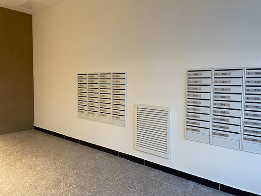 Продам однокомнатную (1-комн.) квартиру, Новомосковская ул, 1к4, Москва г