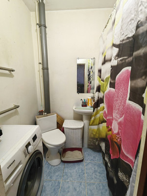 Продам однокомнатную (1-комн.) квартиру, Майкопское шоссе ул, 21, Родники п