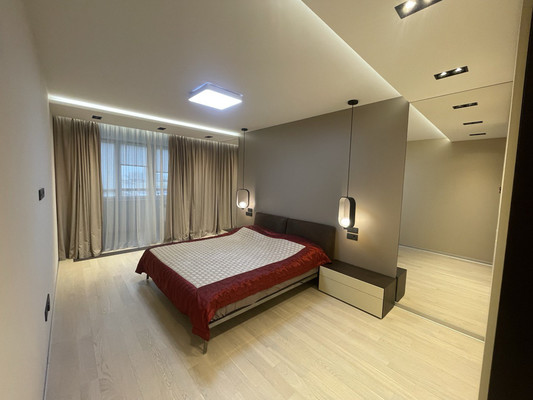 Продам трехкомнатную (3-комн.) квартиру, Мельникова ул, 3к3, Москва г