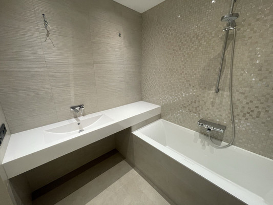 Продам трехкомнатную (3-комн.) квартиру, Мельникова ул, 3к3, Москва г