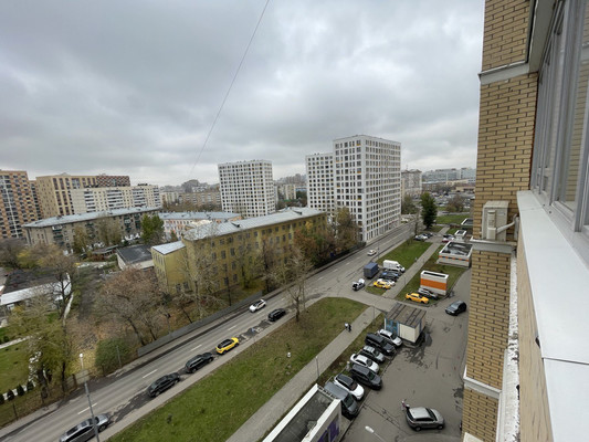 Продам трехкомнатную (3-комн.) квартиру, Мельникова ул, 3к3, Москва г