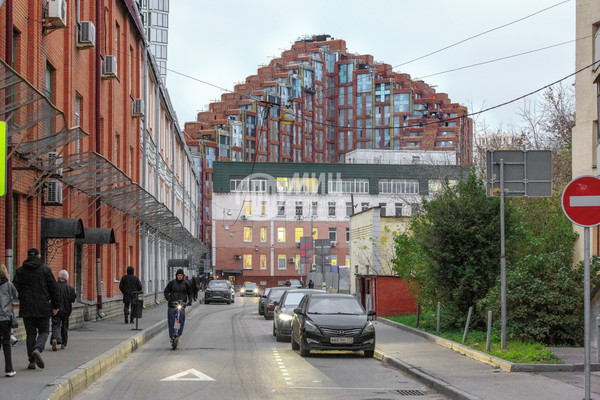 Продам двухкомнатную (2-комн.) квартиру (долевое), Летниковская ул, Москва г