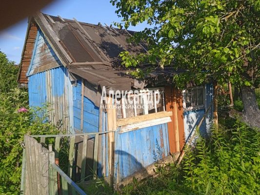 Продам участок 4,86 соток, СНТ, Волхов п, 120 км от города