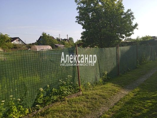 Продам участок 4,86 соток, СНТ, Волхов п, 120 км от города