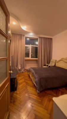 Продам двухкомнатную (2-комн.) квартиру, Конституции СССР (Центральный р-н) ул, 28, Сочи г