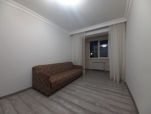 Продам двухкомнатную (2-комн.) квартиру, Профсоюзная ул, 222кБ, Вольный Аул кп