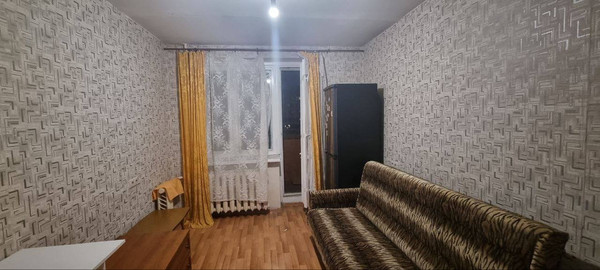 Продам комнату в 12-комн. квартире, Луначарского пр-кт, 58к1, Санкт-Петербург г