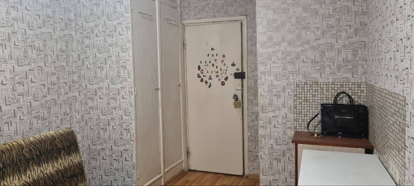 Продам комнату в 12-комн. квартире, Луначарского пр-кт, 58к1, Санкт-Петербург г