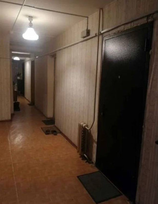 Продам комнату в 12-комн. квартире, Луначарского пр-кт, 58к1, Санкт-Петербург г
