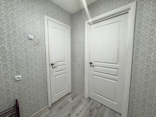 Продам однокомнатную (1-комн.) квартиру, Московский пр-кт, 81к2, Брянск г