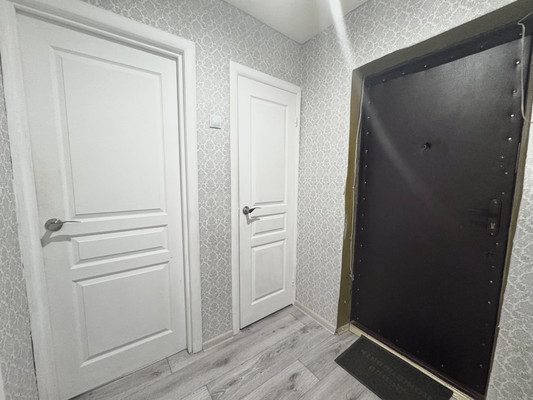 Продам однокомнатную (1-комн.) квартиру, Московский пр-кт, 81к2, Брянск г