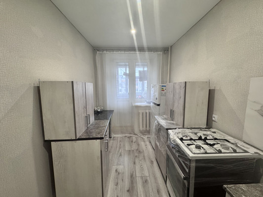 Продам однокомнатную (1-комн.) квартиру, Московский пр-кт, 81к2, Брянск г