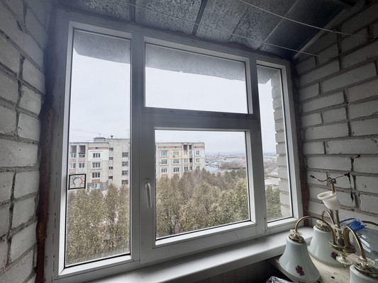 Продам однокомнатную (1-комн.) квартиру, Московский пр-кт, 81к2, Брянск г