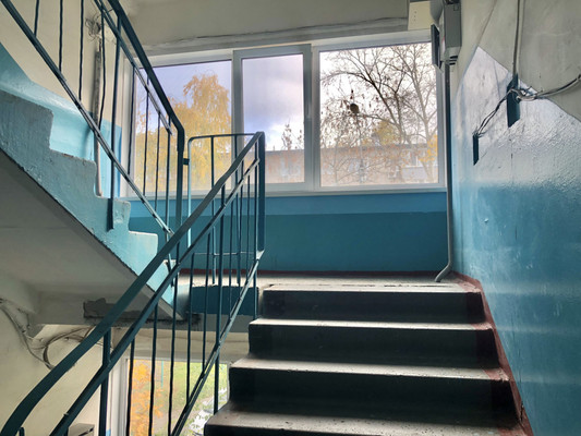 Продам трехкомнатную (3-комн.) квартиру, Тернопольская ул, 4, Пенза г