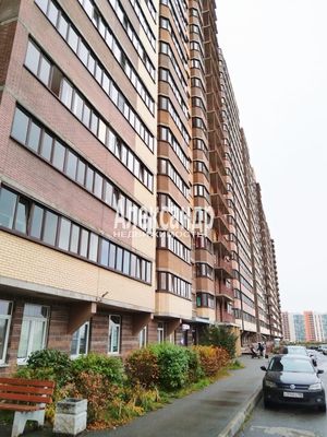 Продам однокомнатную (1-комн.) квартиру, Воронцовский б-р, 17, Мурино п
